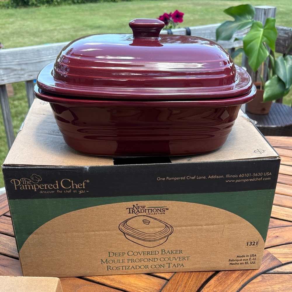The Pampered Chef Deep Covered Baker in Burgundy Red Ceramic